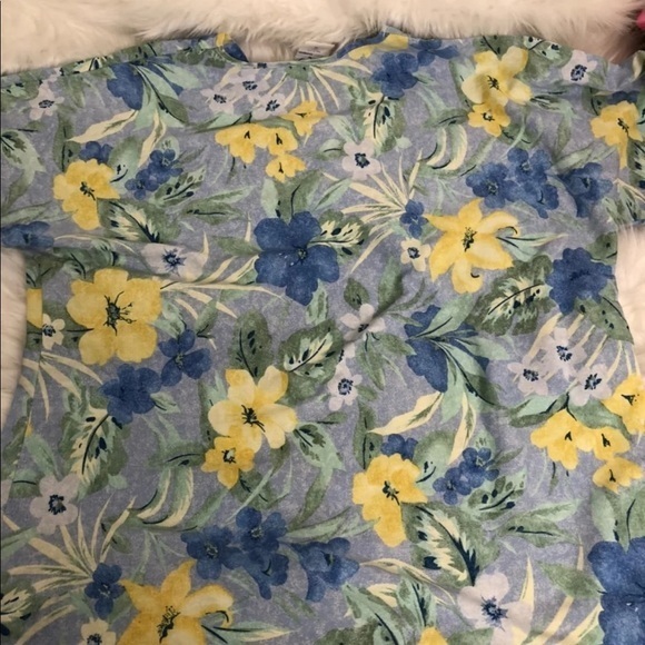 Dilly Scrub Top Women’s Size XL Made IN U.S.A V-Neck Pullover Blue Yellow - Picture 12 of 12